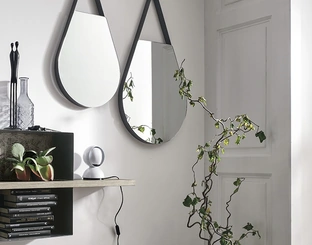 Specchiere moderne Drops con struttura in metallo di Target Point