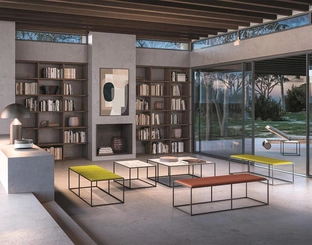 Tavolino Nemesi con top in gres e base in metallo di Felis