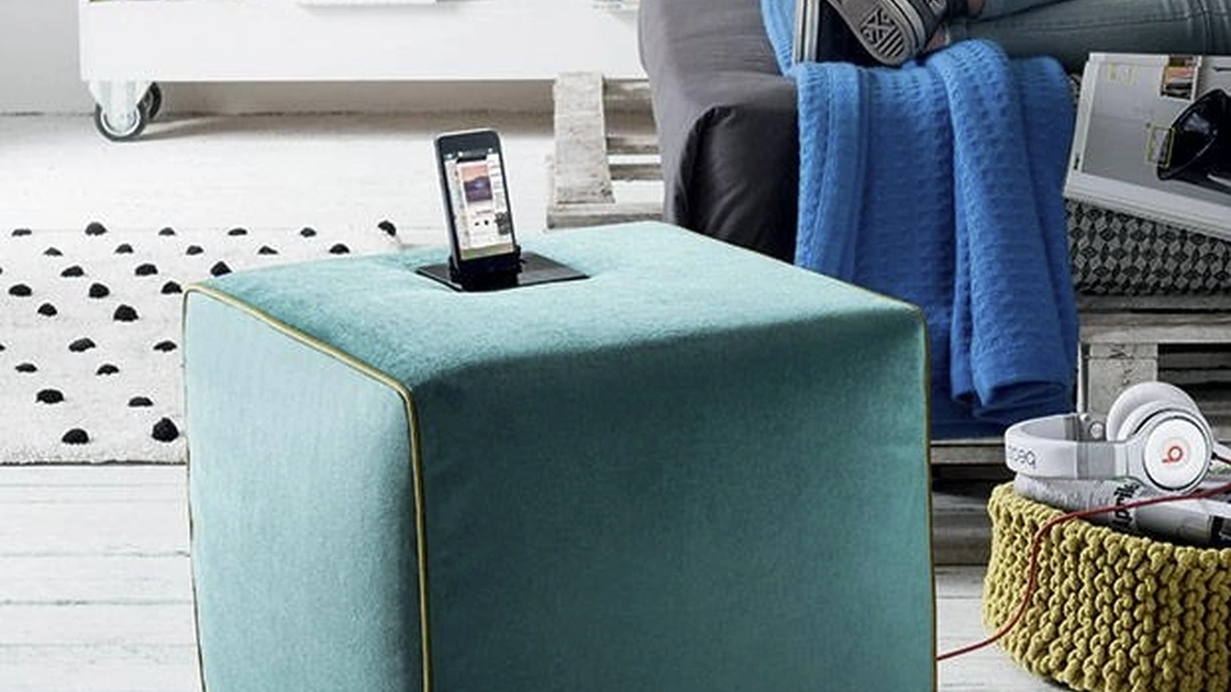 Pouf in tessuto con sistema stereo mobile Zeppelin di Felis