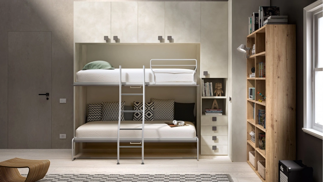 Camera salvaspazio con letto a castello aperto Room 152 di Zg Mobili