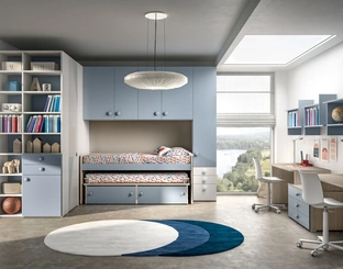 Camera con ponte angolare Room 142 con due letti e due scrivanie di Zg Mobili