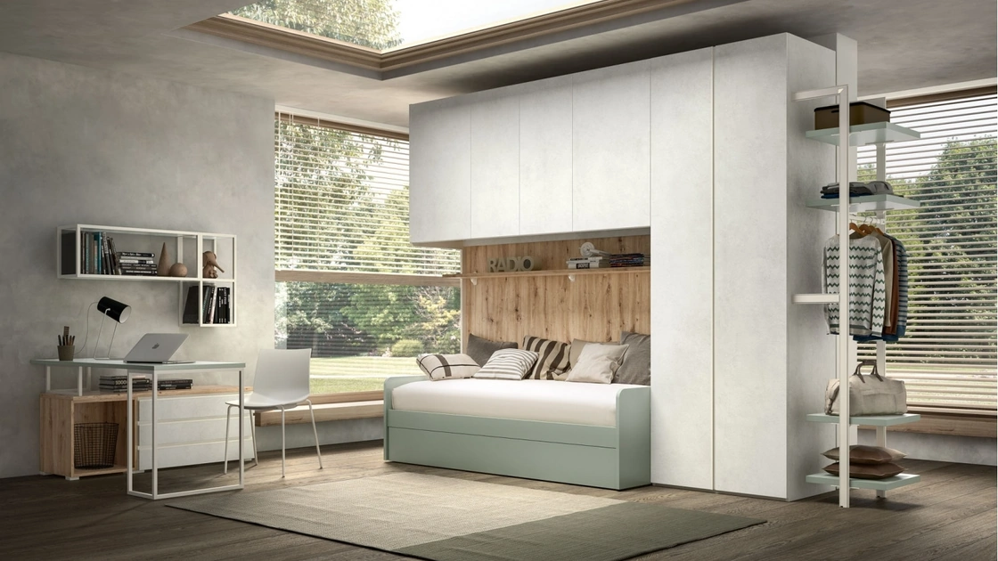 Camera moderna con ponte Room 144 di Zg Mobili