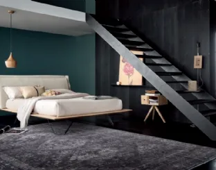 Letto con giroletto in legno e testiera in tessuto Diamante di Alta Corte