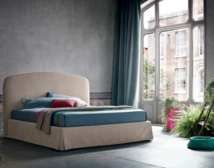 Letto in tessuto con testiera arrotondata Vern di Felis