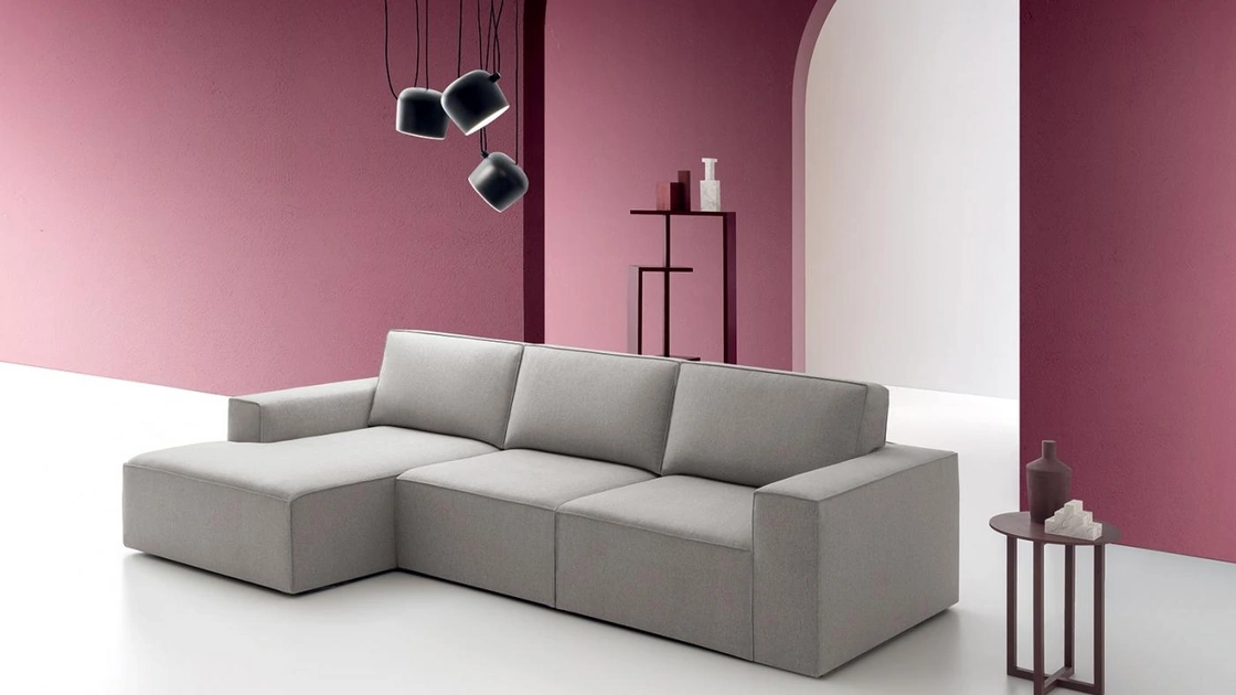 Divano in tessuto con penisola Drake di Felis