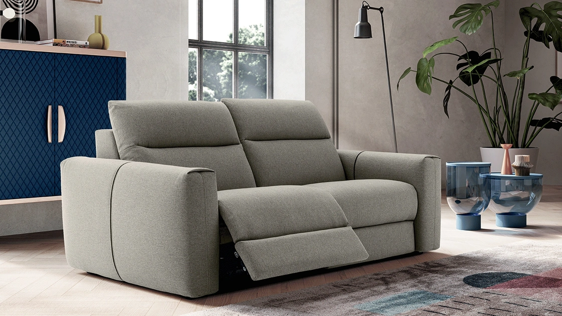 Divano lineare Creed con movimento relax di Felis