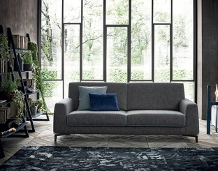 Divano lineare in tessuto Newman di Felis
