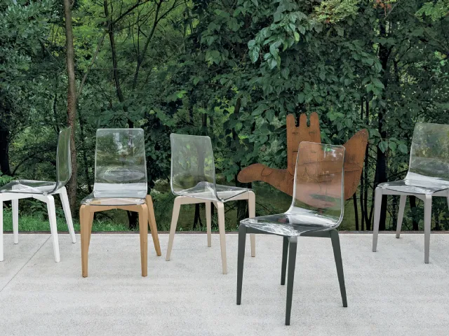 Sedia Berlino in policarbonato trasparente con struttura in legno di Target Point