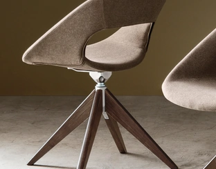 Sedia imbottita Diva di Maronese