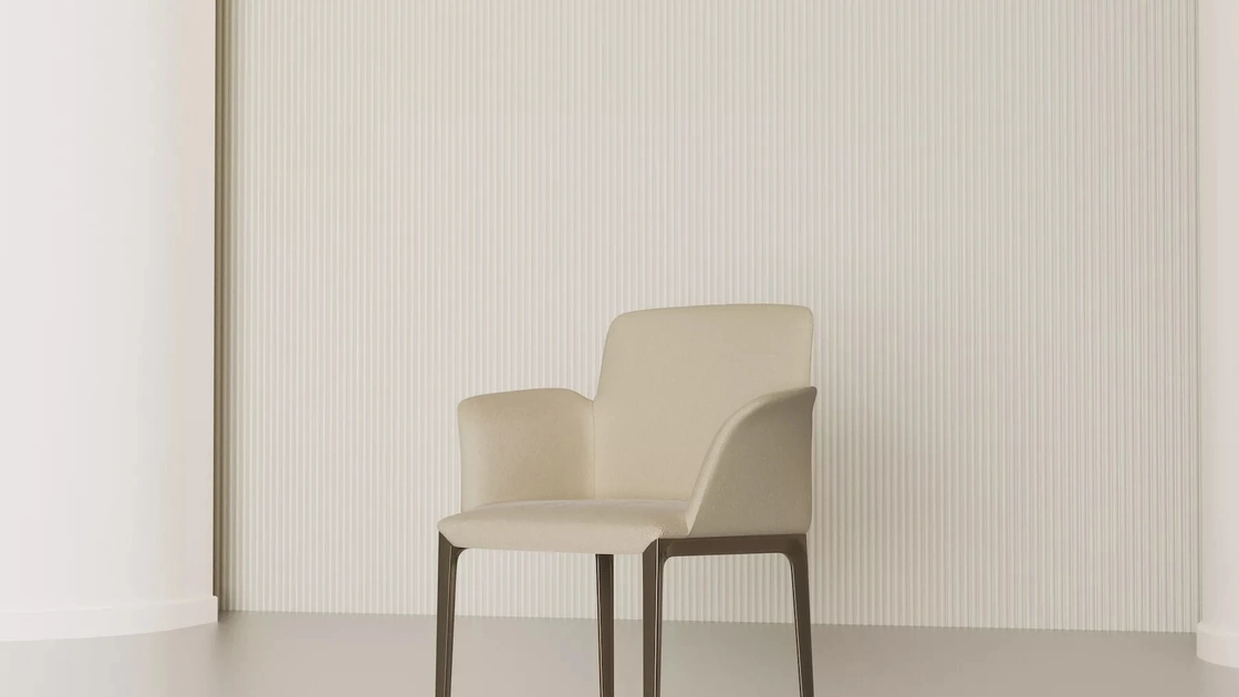 Sedia con braccioli Opera in pelle di Bontempi