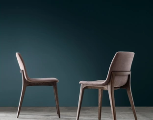 Sedia Opera in tessuto e frassino di Maronese