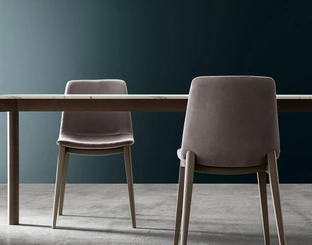 Sedia Vanity in tessuto e legno di frassino di Maronese