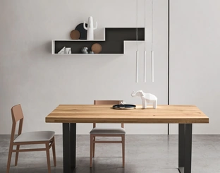 Tavolo Strong in legno massiccio di Maronese