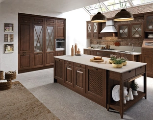 Cucina Classica Bellagio con isola in Frassino tinto Noce di Aran