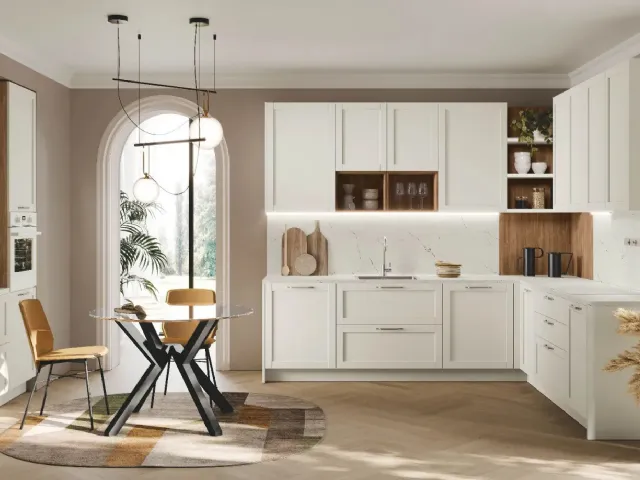 Cucina Classica angolare Sveva v02 in Alkorcell White Matt con top in quarzo di Stosa