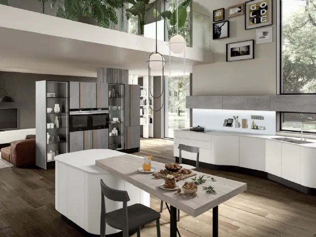 Cucina Design dalla forma asimmetrica con isola Erika in LPL Bianco di Aran