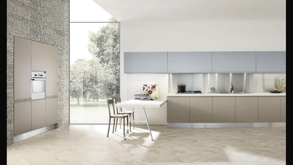 Cucina Design con penisola Masca in laccato Polvere e Corda opaco di Aran