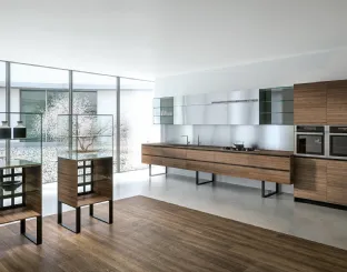 Cucina Design lineare Sipario in Noce Canaletto chiaro con venatura orizzontale di Aran