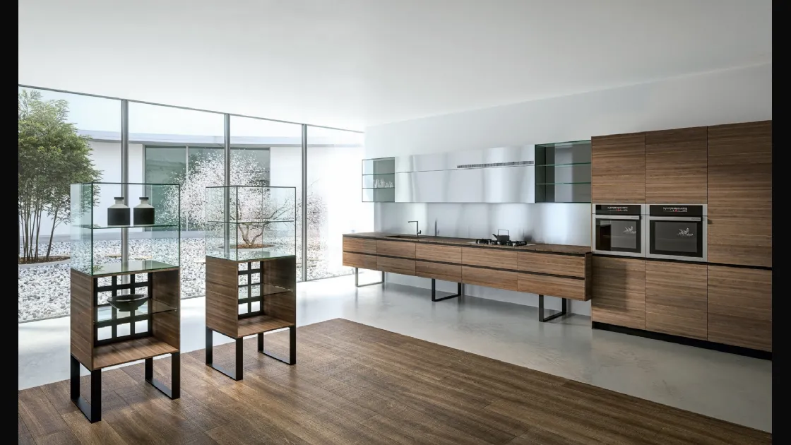 Cucina Design lineare Sipario in Noce Canaletto chiaro con venatura orizzontale di Aran