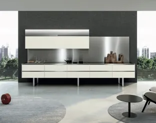 Cucina Design lineare Sipario in Fenix Bianco Kos e Acciaio inox di Aran