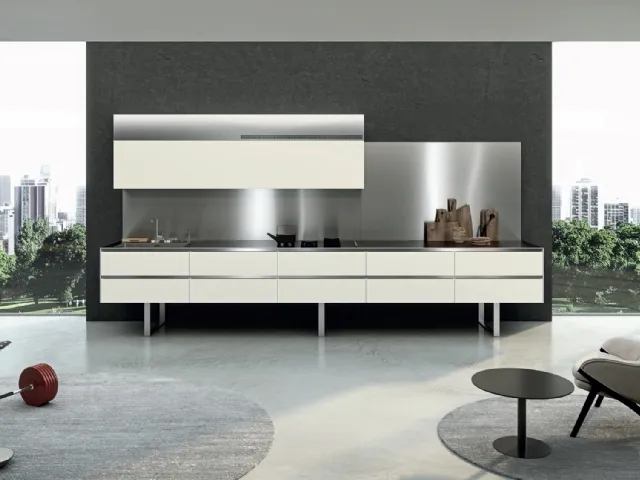 Cucina Design lineare Sipario in Fenix Bianco Kos e Acciaio inox di Aran