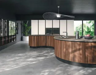 Cucina Design Volare con isola centrale dalle forme curvilinee in Legno di Aran