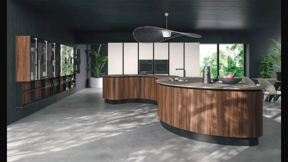 Cucina Design Volare con isola centrale dalle forme curvilinee in Legno di Aran