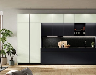 Cucina Moderna lineare Altea Composizione 05 in vetro lucido di Prima Cucine