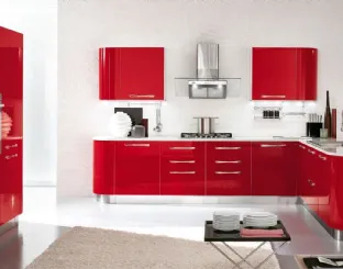 Cucina ad angolo in laccato rosso lucido Gaia di Mobilturi
