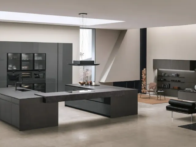 Cucina Moderna con doppia isola Aliant v01 in vetro lucido Lava e Neolith Basalt Black Satin con top in HPL Ossido di Stosa